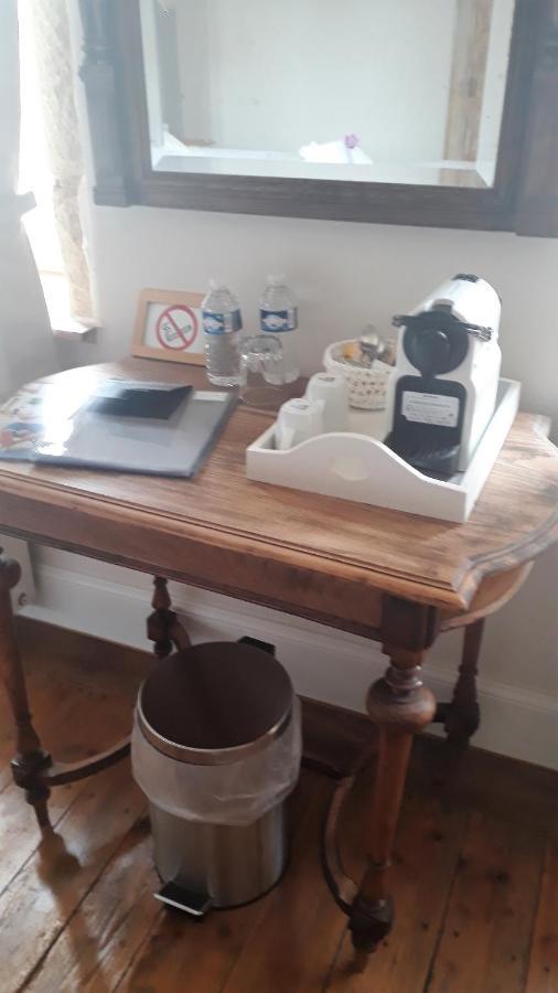 Le vieux presbytère Confracourt Esterno foto